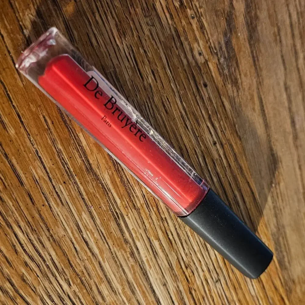 NEW! De Bruyere Paris Red Lip Gloss .17 Oz